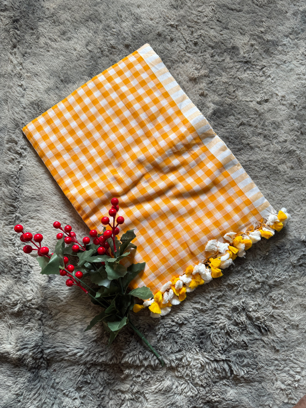 Mulcotton checks Yellow white