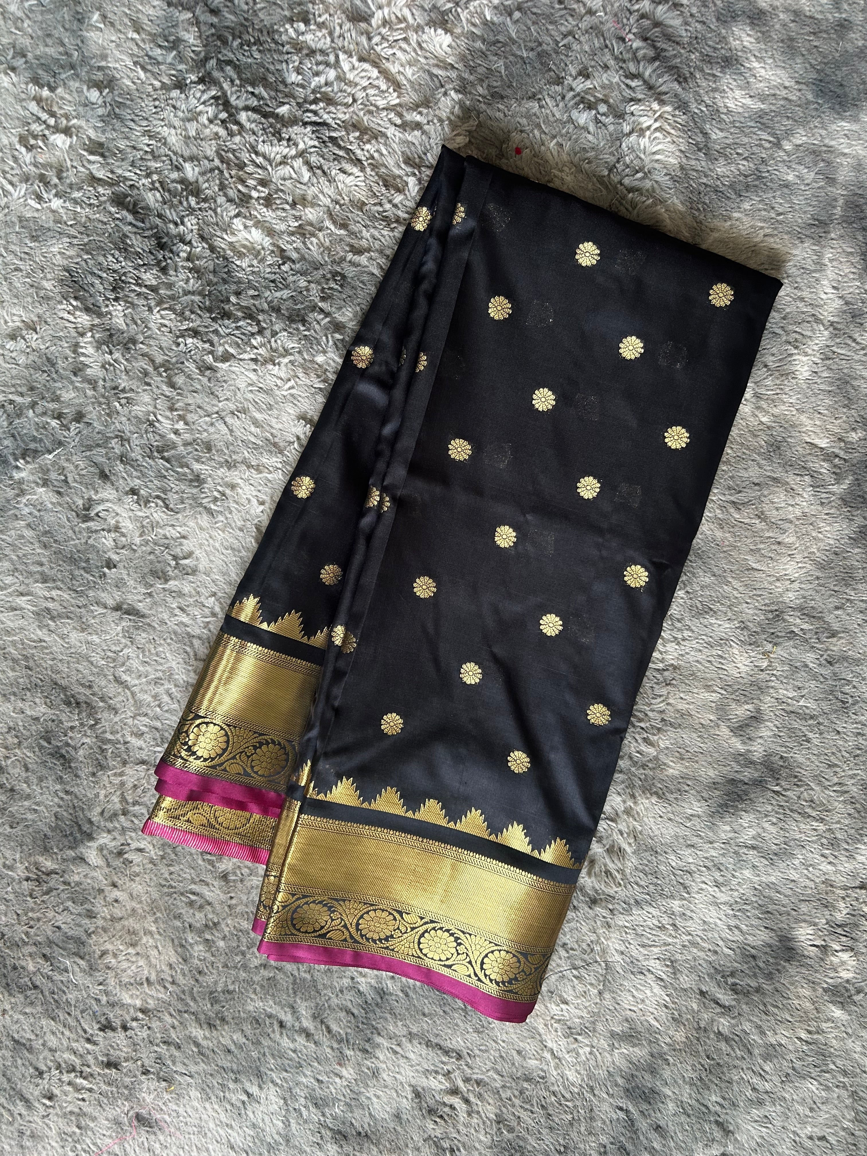 Semi Silk Black Magenta Buta