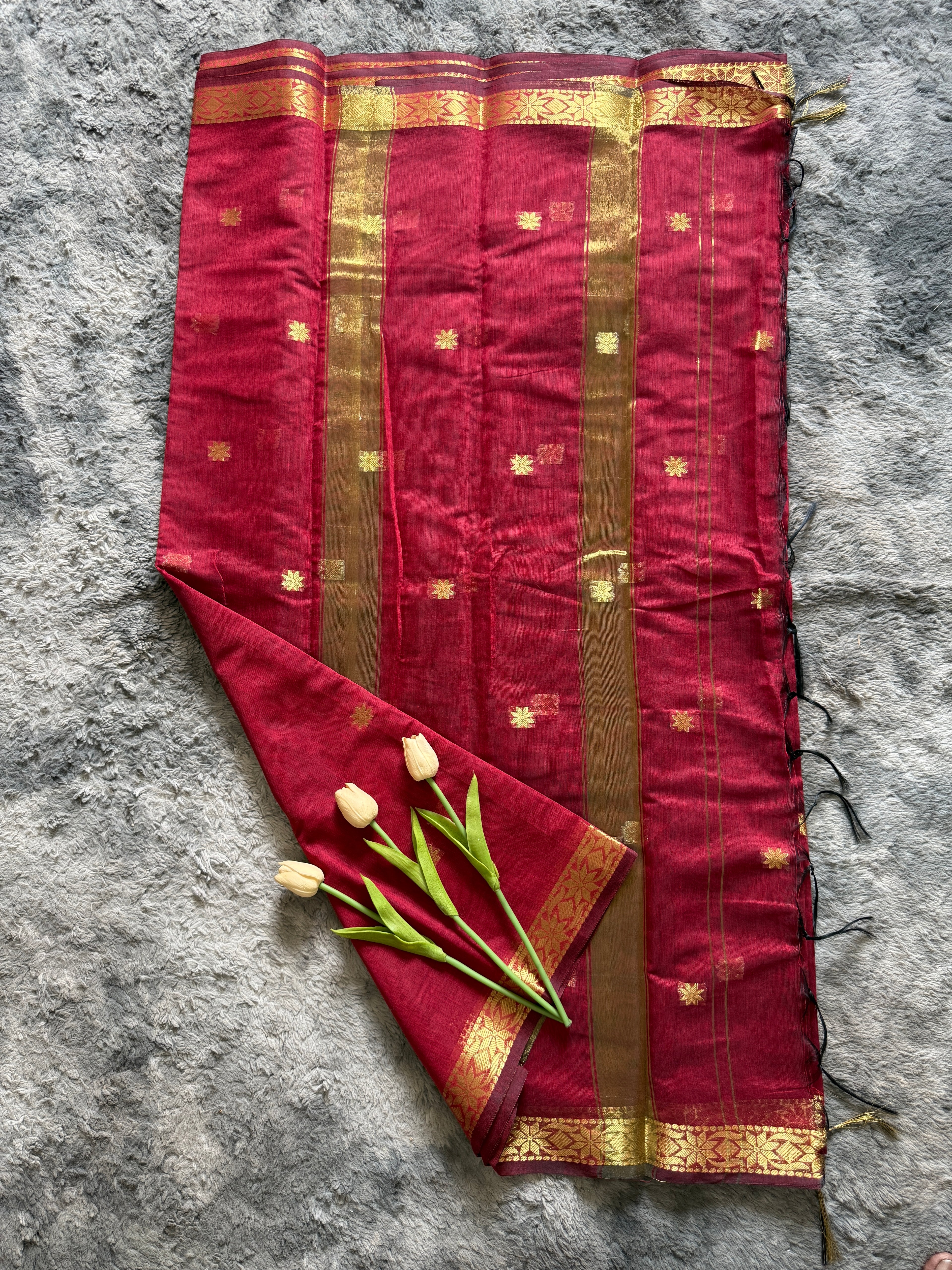 Maheswari Cotton - Plane Red