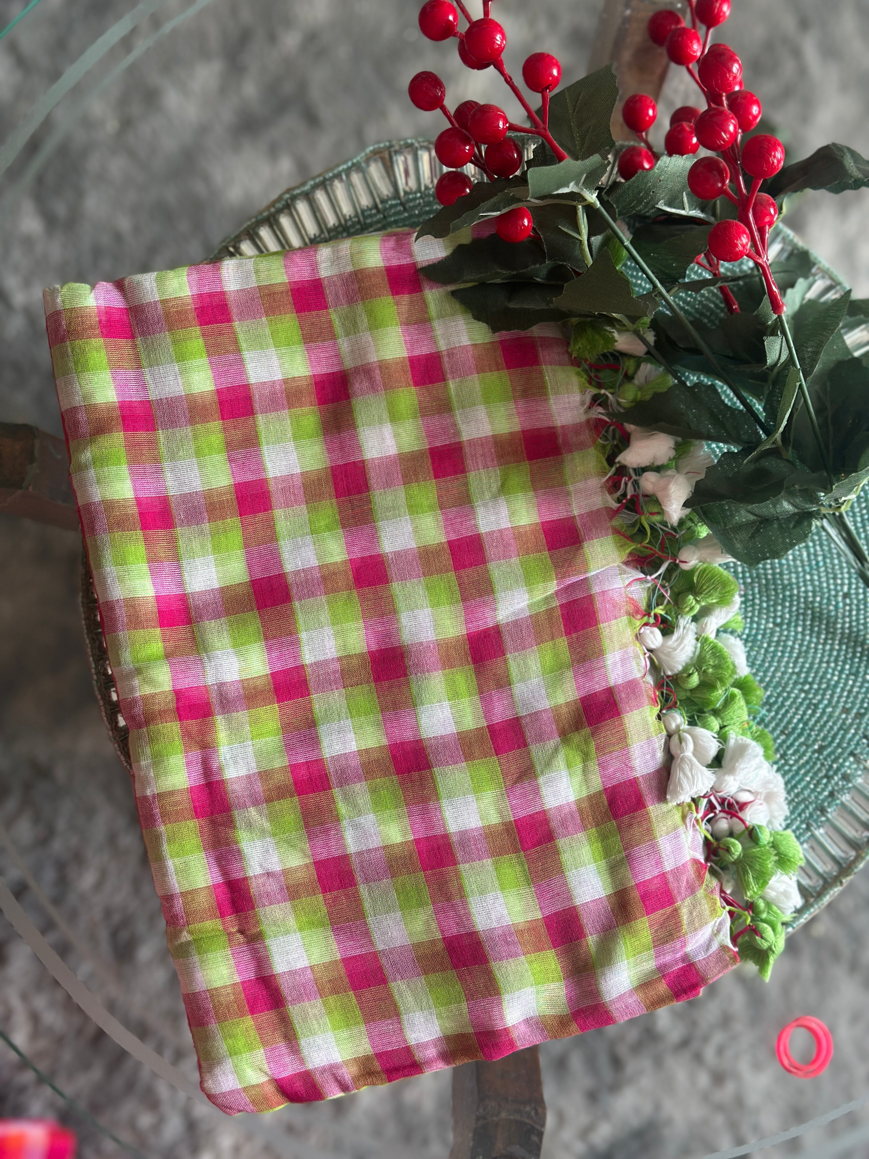Mulcotton Checks Green Pink white