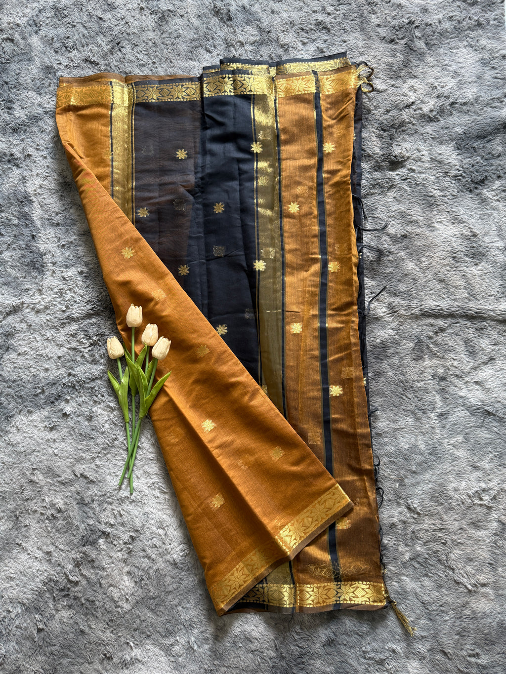 Maheswari Cotton- Yellow black