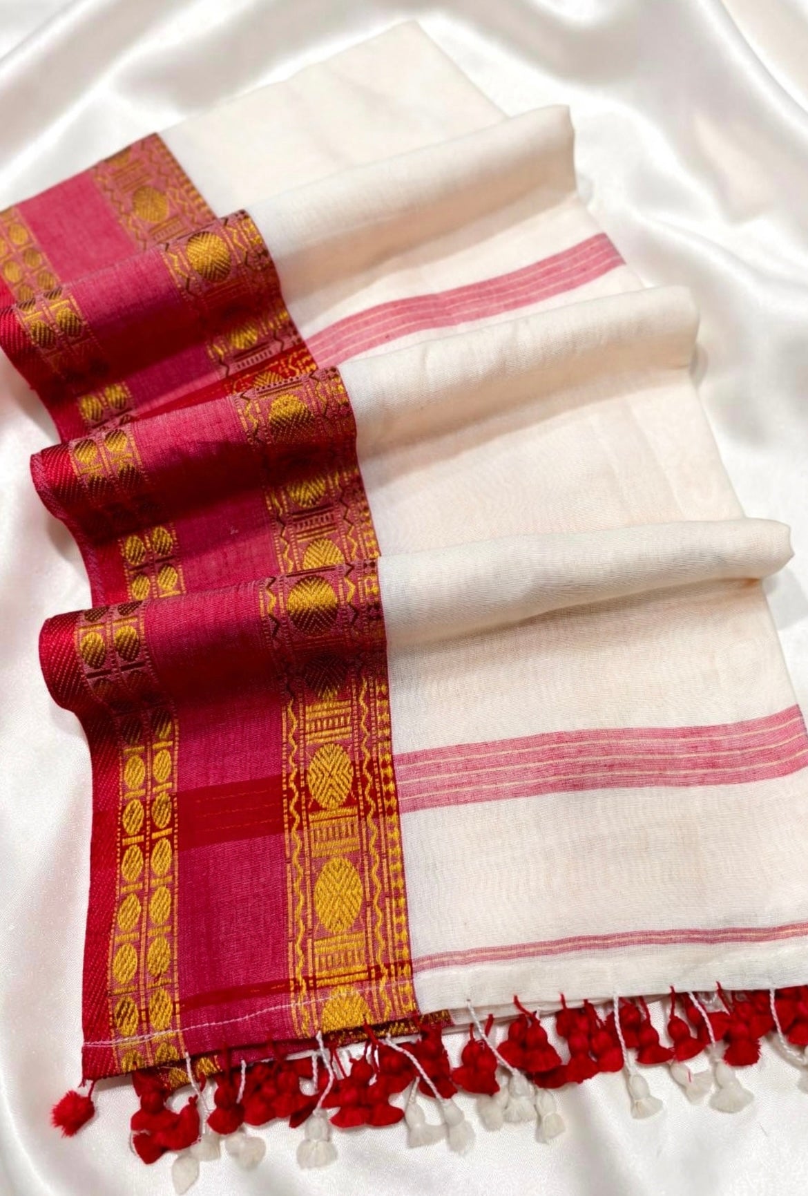 Kanchi Border soft cotton White