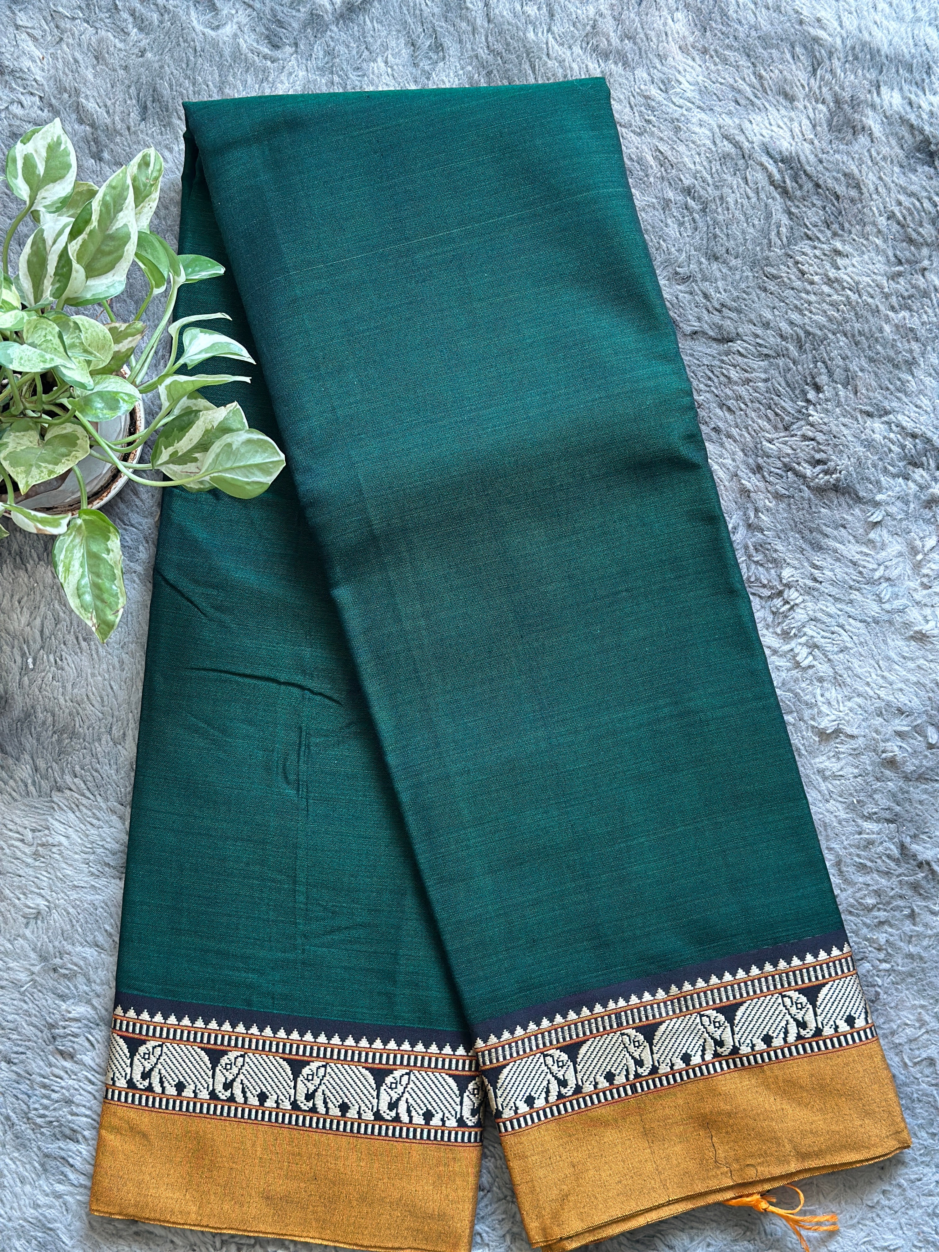 Narayanpet plane Bottle Green Yellow