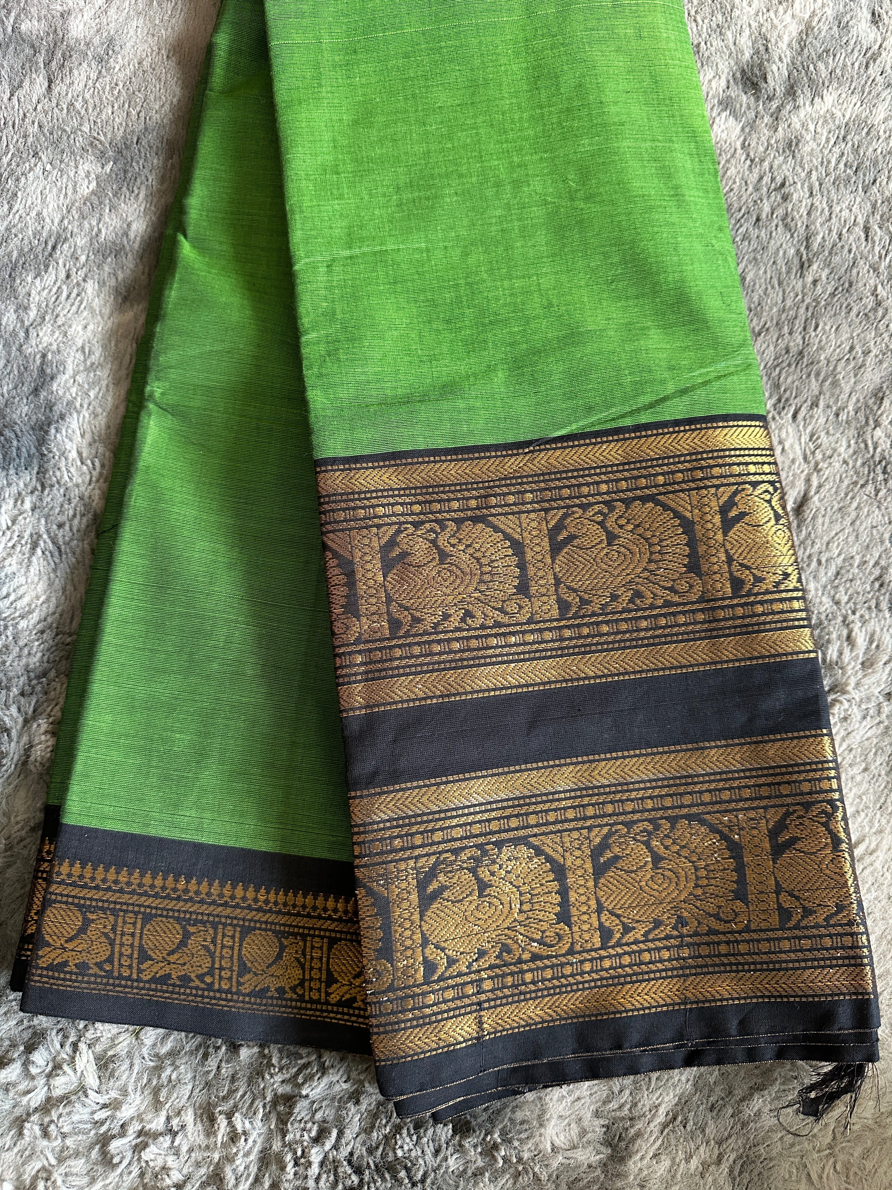 Kanchi Green Black